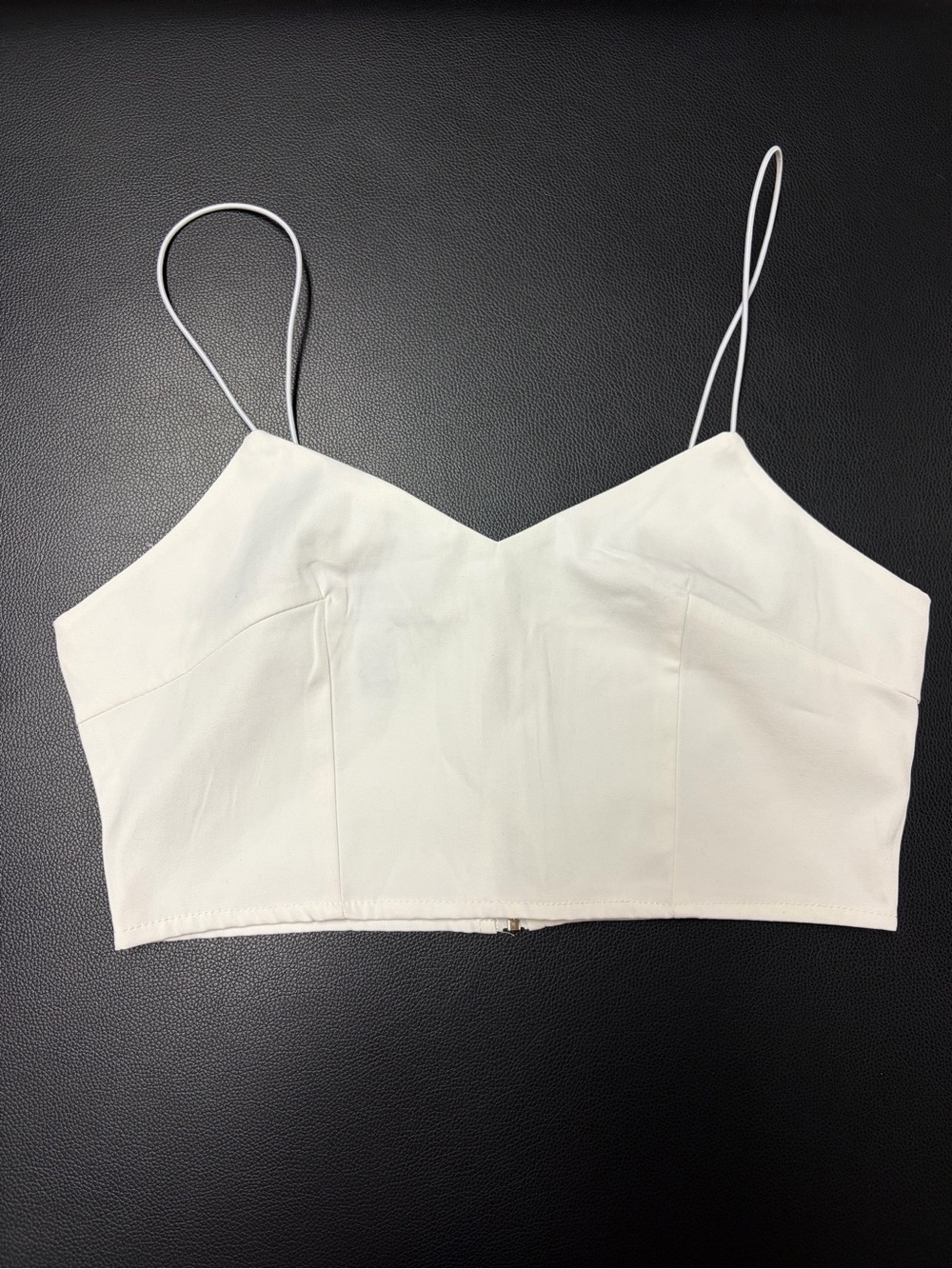 Zaful White Spaghetti-Strap Cropped Cami
